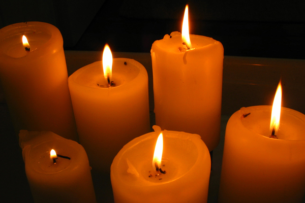 images/stories/HeaderImages/Frame4/prayer_candles.jpg